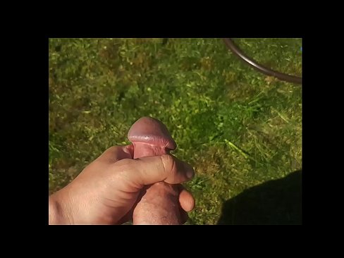 ❤️ Hottie sħun gets pussy roża tagħha fucked u cums bi squirt fi ġnien tas-sajf Vidjow porn f'mt.porno-fuq.ru